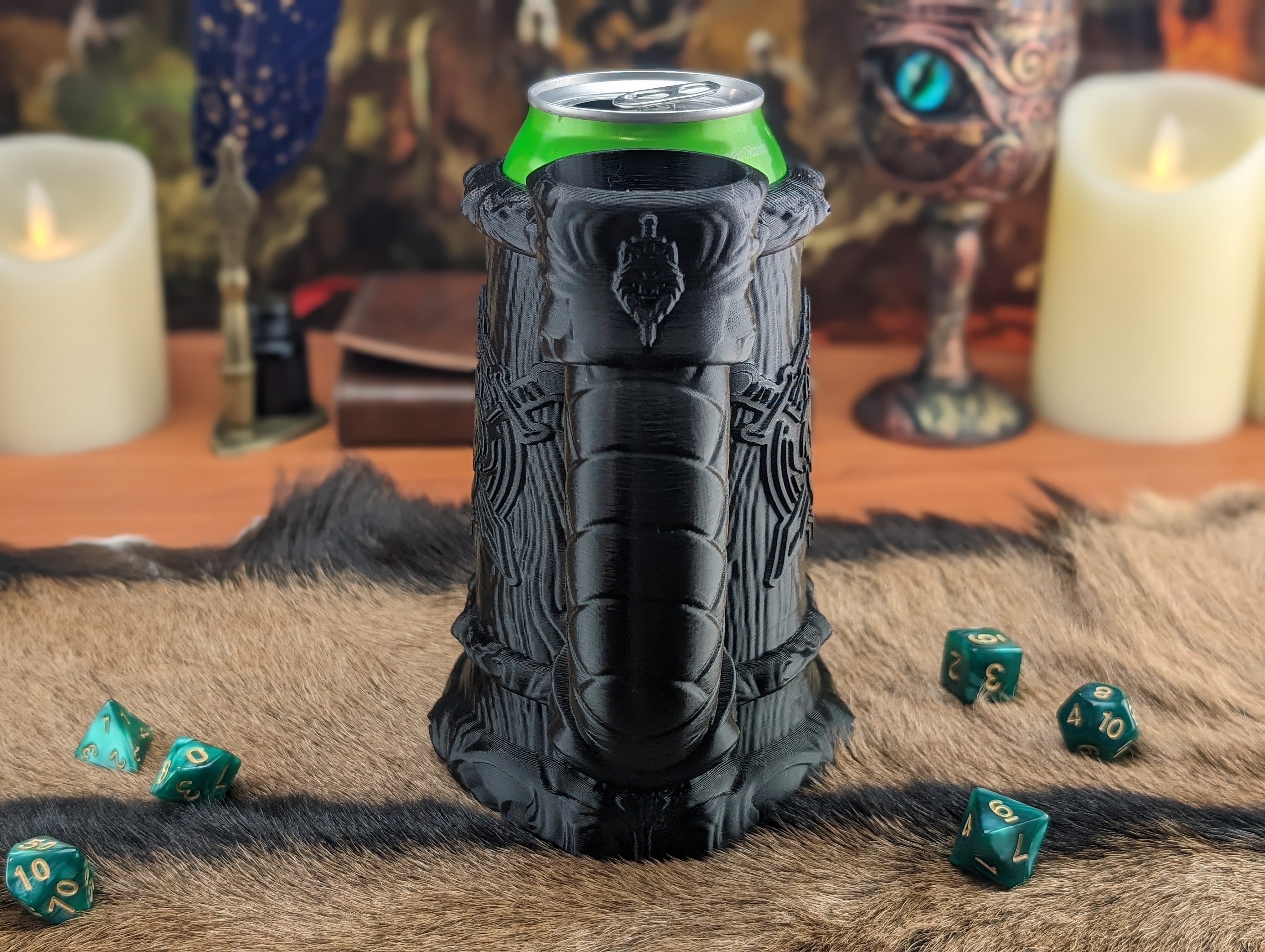 Can Holding Dice Tower - Wolf Crest