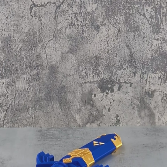 Video: drawing the Master Dice Sword from its sheath