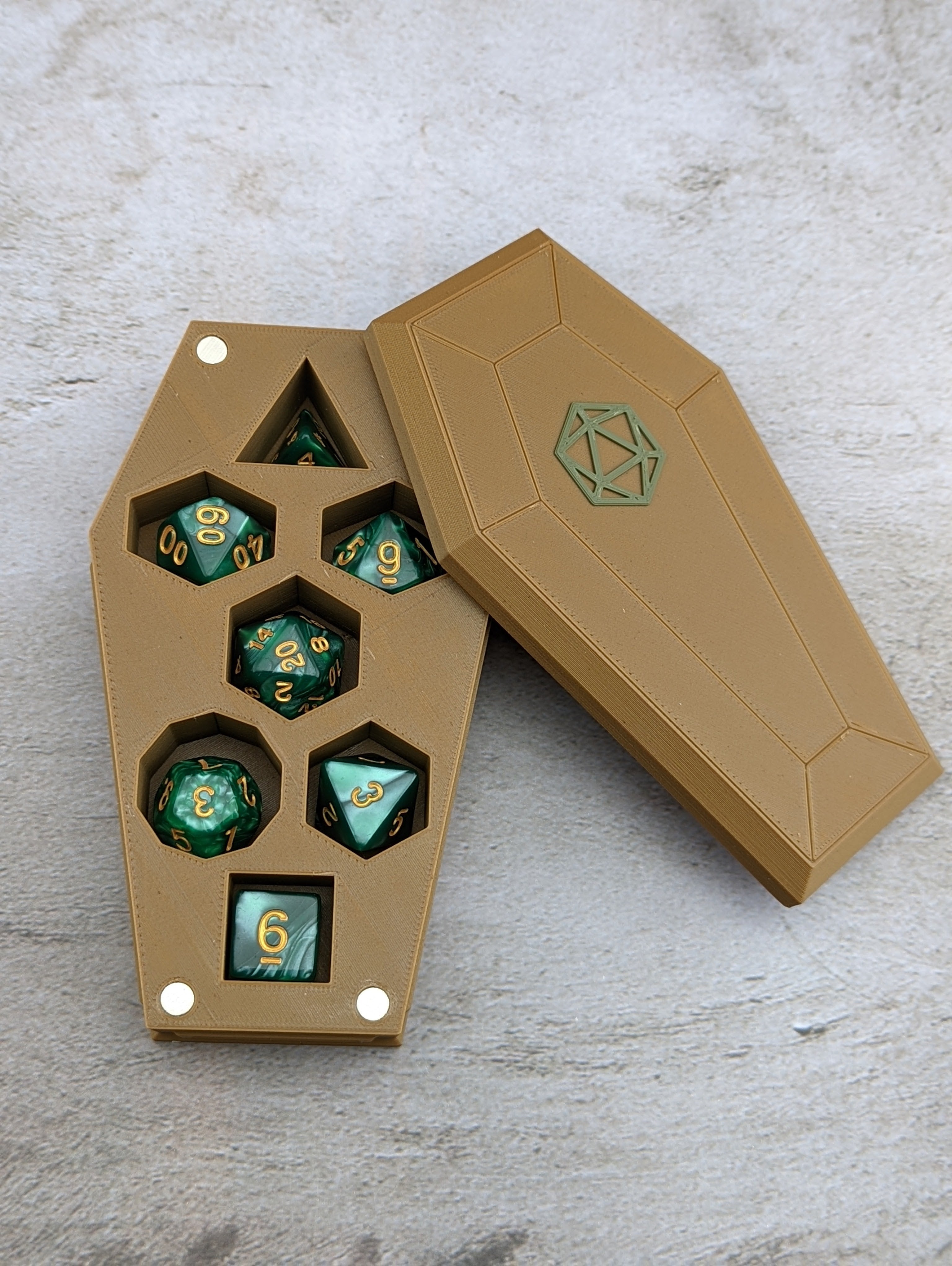 Coffin Dice Vault with Magnetic Lid